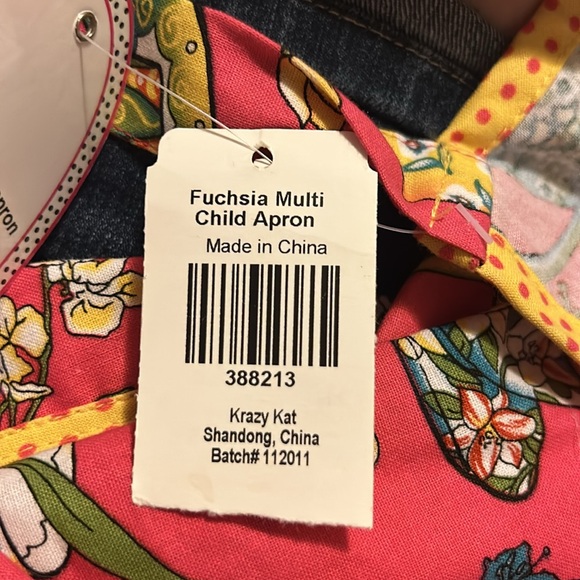 NWT Girl Krazy Little Girls Apron Dark Pink W/ Floral Teacups Teapot Print OSFM - Picture 7 of 7